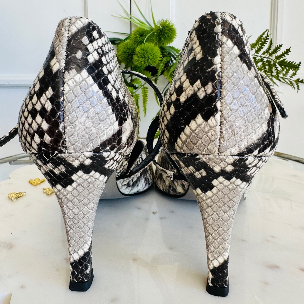 Worn once! Paul Green Valletta Point Toe Pump Heel Leather Snake Print Strap - Picture 5 of 9